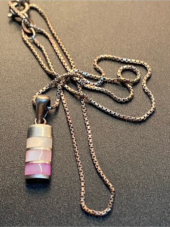 Mother of Pearl Jewelry - 16 Inch 925 Sterling Silver Triple Mother of Pearl Inlay Pendant Necklace